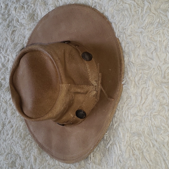 Minnetonka The Outback Leather Hat Buffalo Nickel Detail LightTan Small - Picture 5 of 13